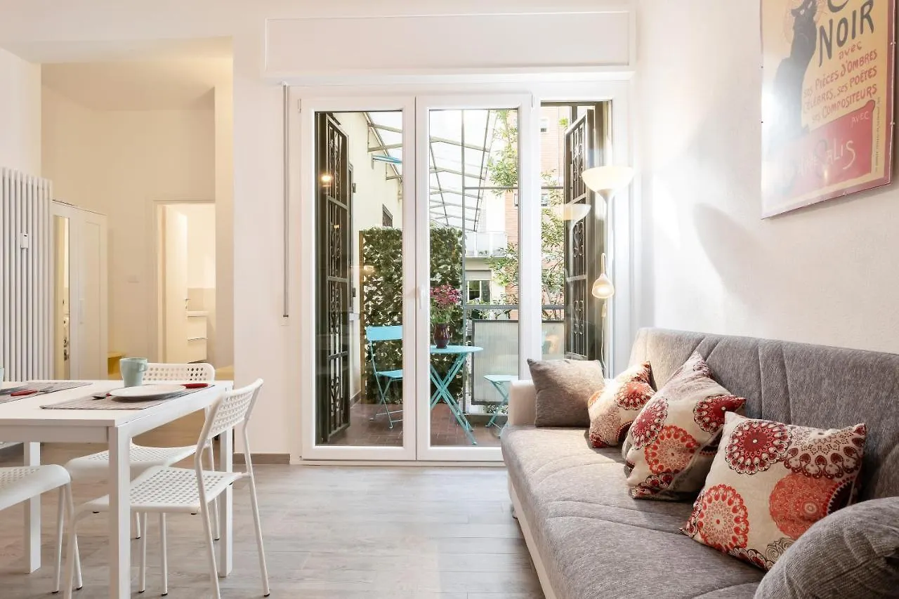 Giardini Margherita Monolocale Con Balcone Bologna 0*,