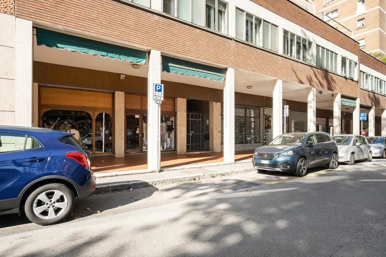 Giardini Margherita Monolocale Con Balcone Bologna